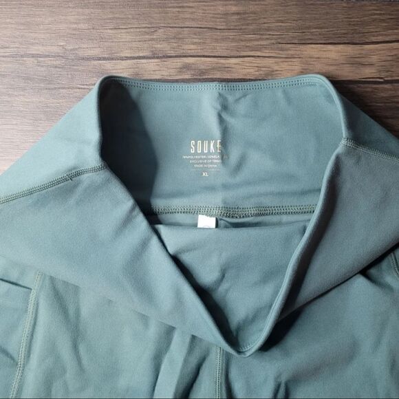 Women's SOUKE SPORTS High Waist Yoga Shorts Deep Green Large - Picture 3 of 7